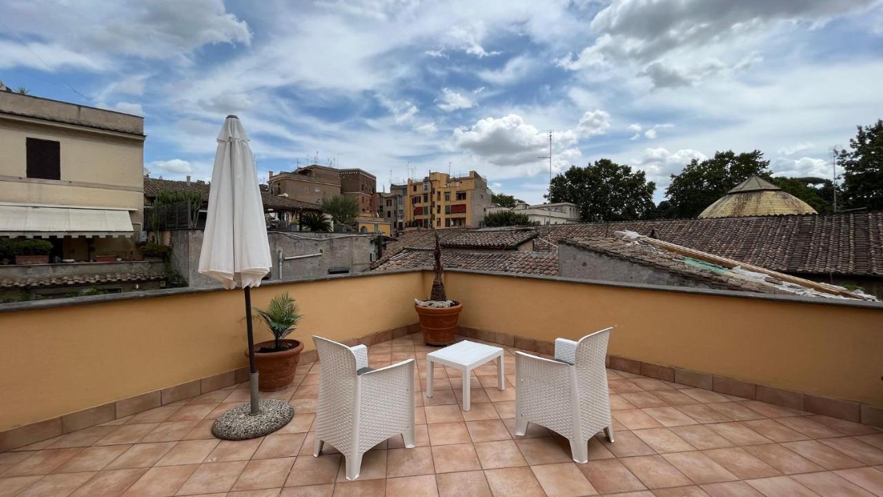 Attico Con Terrazza Santa Cecilia Lejlighed Rom Eksteriør billede